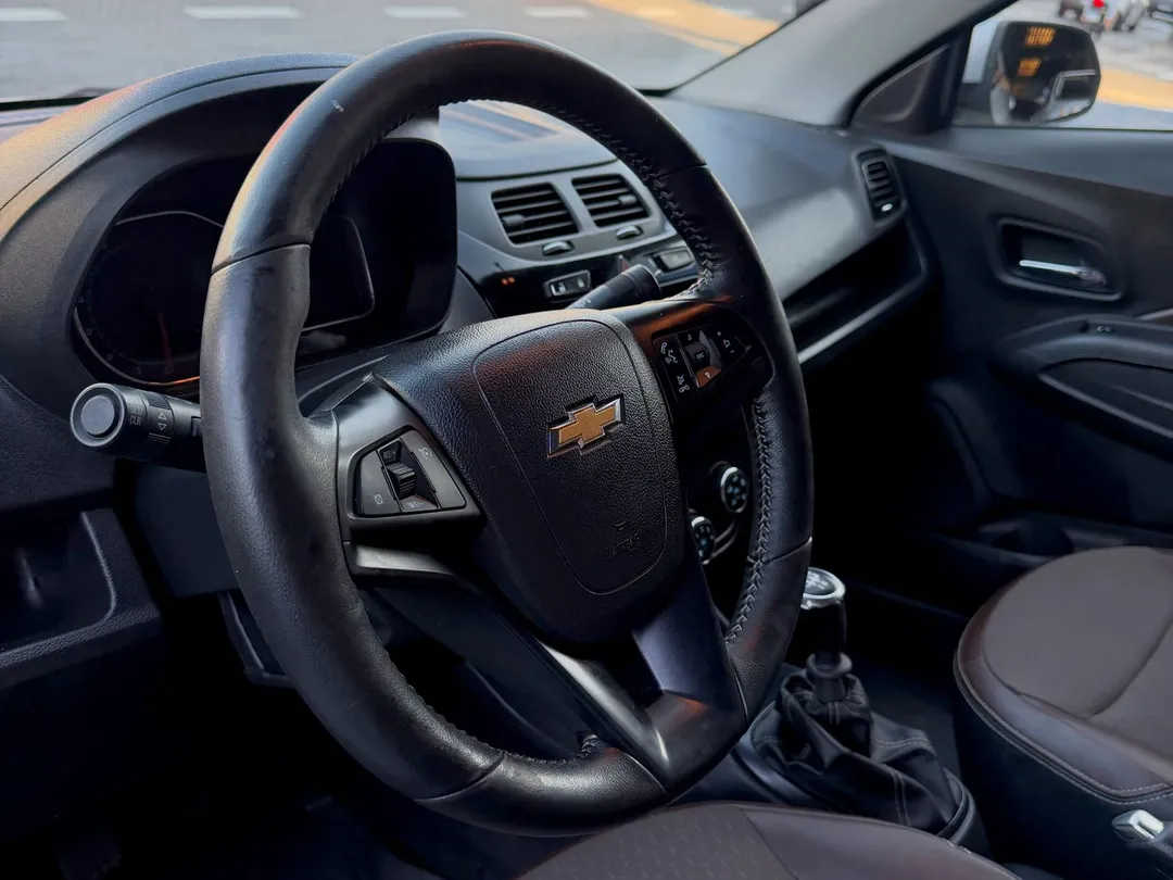 Chevrolet Cobalt 2016, foto 8 de 8