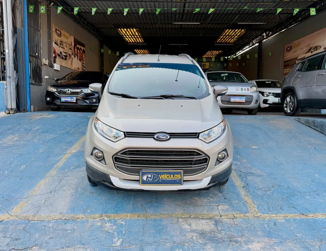 Ford EcoSport 2014, foto 5 de 8