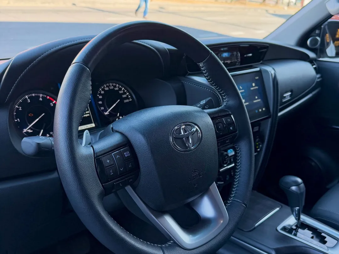 Toyota SW4 2025, foto 7 de 8